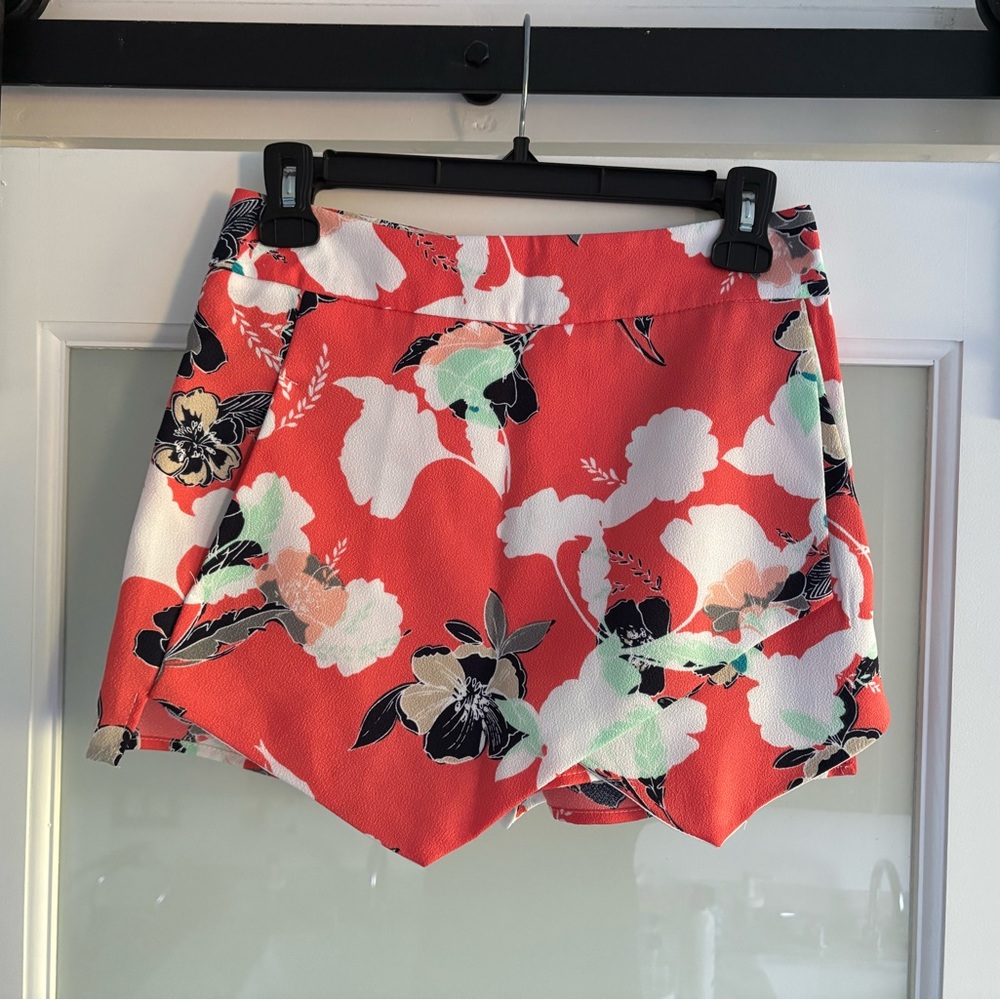 Aqua White and Pink Skorts with Modern Floral Design